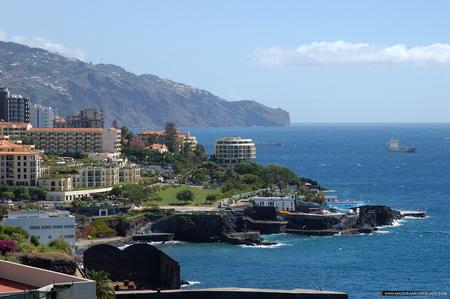 Location saisonnière d'un appartement vacances près de la mer à Funchal sur l'île de Madère