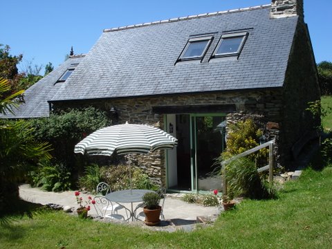 FINISTERE. Gîte 3 épis au calme et à 5 minutes de la mer