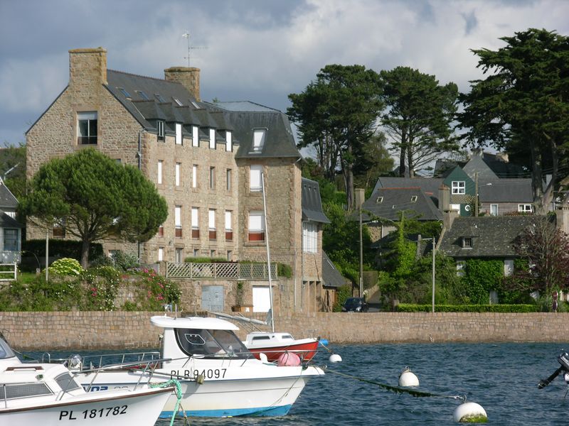 Studio de vacances sur le port de Ploumanach