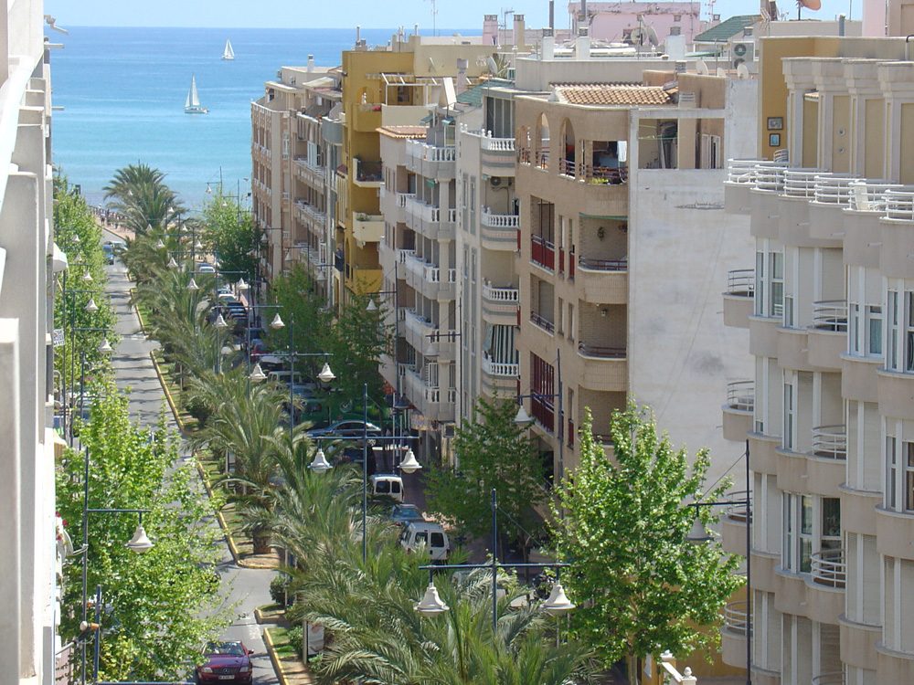 LOCATION SUPERBE APPARTEMENT TORREVIEJA 300m PLAGES, CENTRE VILLE