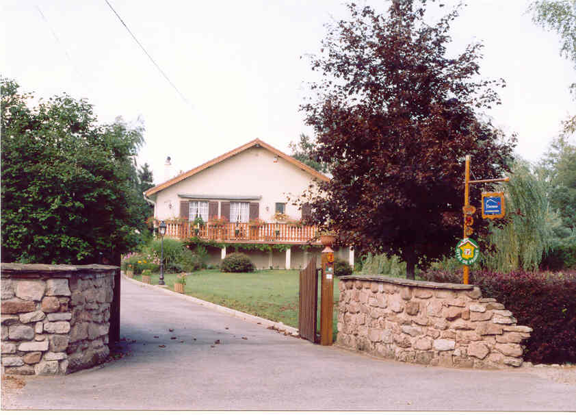 CHAMBRE D'HÔTES
