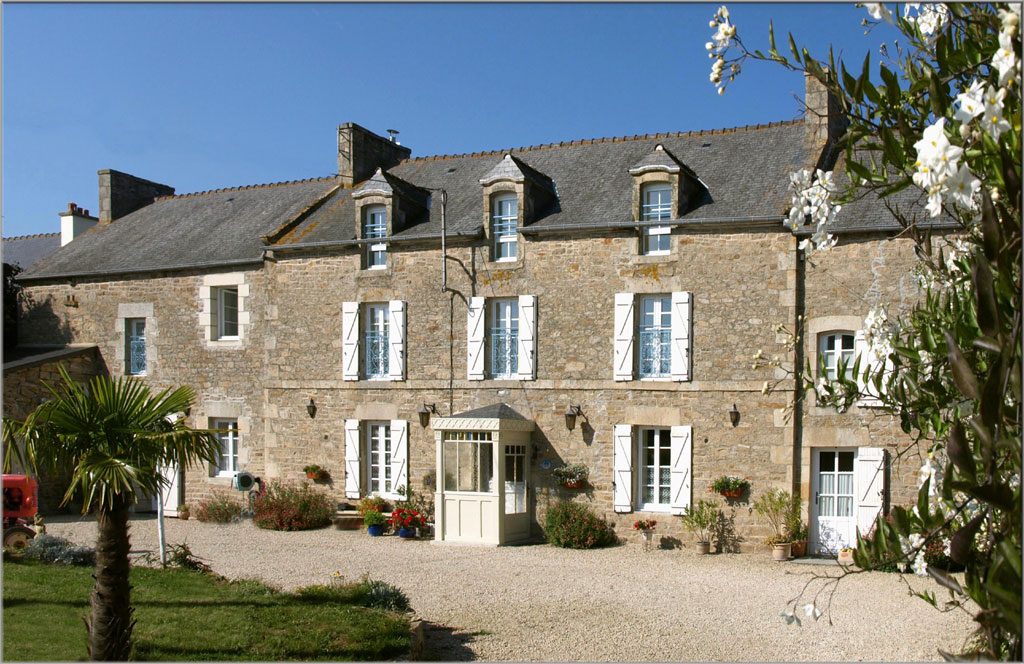 Chambres romantiques et Table d'hôtes du Clos Saint Ange (Dinan-St Malo)