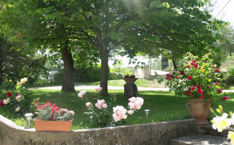 Aude Gite Domaine des Roujoux avec Vue Stupéfiante, Piscine Chauffée & Golf — photo 7
