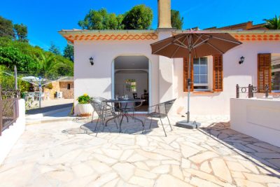 Beau appartement grand Jardin pres des plages et Cannes