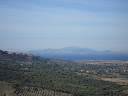APPARTEMENT TRES CARACTERISTIQUE Á PEU DE KILOMETRES DE LA MER ET DES VILLES D'ART DE LA TOSCANE — photo 10