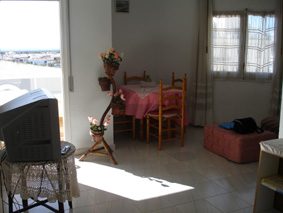 600€/sem, appart t2, maxi 5 personnes, vue mer à empuriabrava, espagne — photo 8