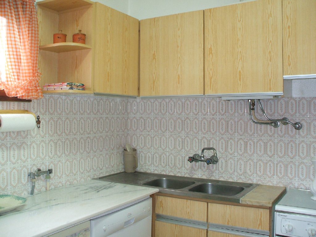 Portugal-Charneca de Caparica,a louer maison individuel de plein- pied,quartier calme,à15km LISBON.