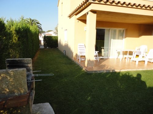 Belle maison à L'Escala, à 10 minutes à pied entièrement équipées de la plage — photo 9