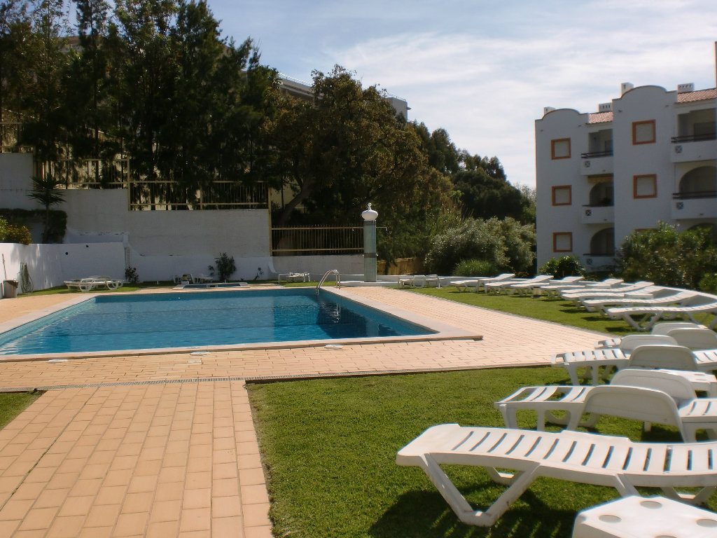 Appartement avec piscine à 200 m de la plage d'Albufeira