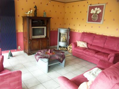 Ardenne Spacieuse maison de vacance, vue exceptionnelle avec wifi, 4 pers.