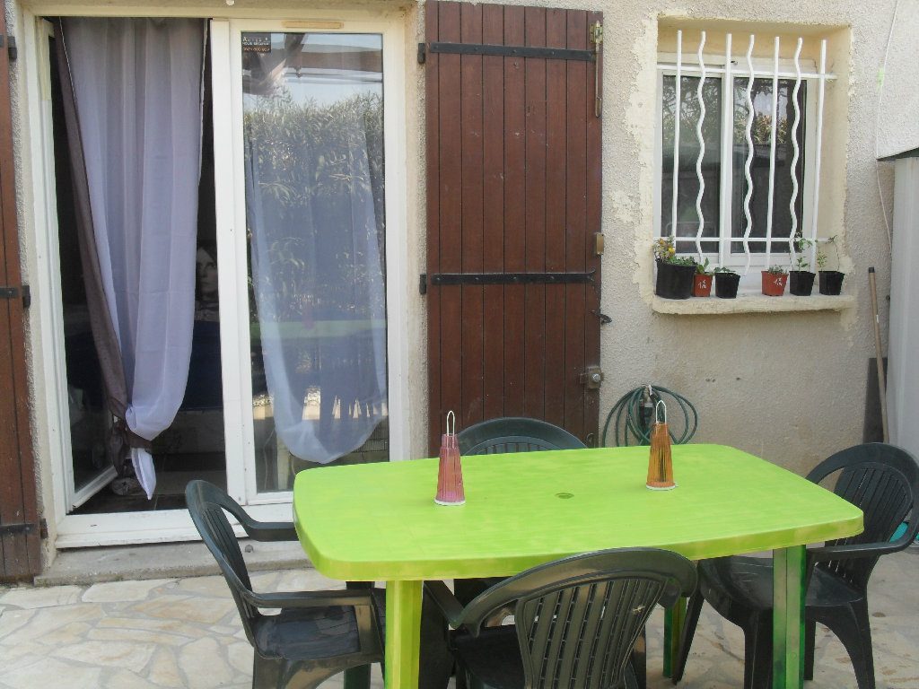 loue petite villa 4 a 6 pers dans residence , vic la gardiole (proche mer )